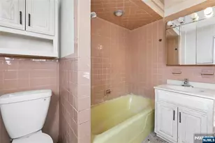 136 Gray St, Bogota, NJ 07603 - Photo 24