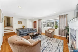 15 Pleasant St, Dumont, NJ 07628 - Photo 4