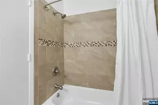 815 Park Ave 1L, Hoboken, NJ 07030 - Photo 16