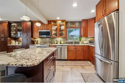 199 Honeysuckle Drive, Washington Township, NJ 07676 - Photo 8