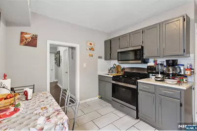 447 17th Street, Newark, NJ 07103 - Photo 14