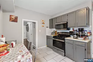 447 17th St, Newark, NJ 07103 - Photo 14