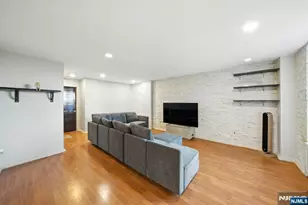 50 Glenwood Ave 702, Jersey City, NJ 07306 - Photo 2