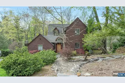 17 Hillside Avenue, Upper Saddle River, NJ 07458 - Photo 4