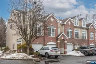 122 Riverwalk Way, Clifton, NJ 07014 - Photo 2