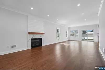4 Plymouth Drive, Livingston, NJ 07039 - Photo 2