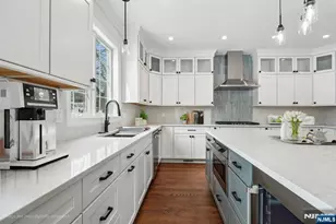 4 Plymouth Dr, Livingston, NJ 07039 - Photo 4