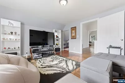 101 E Palisade Avenue, Englewood, NJ 07631 - Photo 34