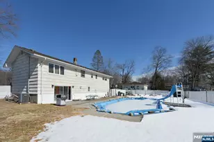 454 E Ridgewood Ave, Paramus, NJ 07652 - Photo 30