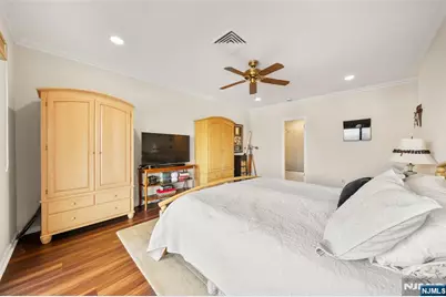 300 Gorge Road 57 #57, Cliffside Park, NJ 07010 - Photo 18