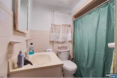 15 Hanover Road, West Milford, NJ 07421 - Photo 8