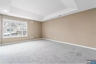 557 Ridge Lane 4220 #4220, Fort Lee, NJ 07024 - Photo 18