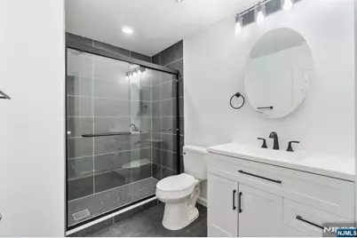 557 Ridge Lane 4220 #4220, Fort Lee, NJ 07024 - Photo 20