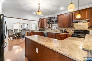 238 Park Ave, Teaneck Township, NJ 07666 - Photo 8