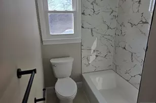 351 Woodcrest Pl, Saddle Brook Township, NJ 07663 - Photo 18