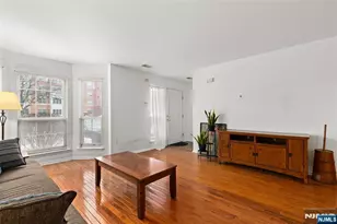 50 Pine Street 9G, Montclair, NJ 07042 - Photo 2