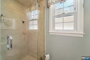 406 Indian Rd, Wayne, NJ 07470 - Photo 20