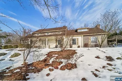 406 Indian Road, Wayne, NJ 07470 - Photo 2