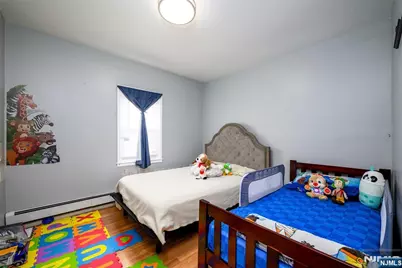 527 Cary Street, Orange, NJ 07050 - Photo 6