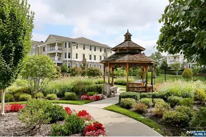 801 Four Seasons Lane, Montvale, NJ 07645 - Photo 30