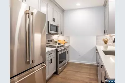 660 Bloomfield Avenue 403 #403, Bloomfield, NJ 07003 - Photo 6