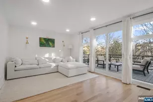 21 Grand Cove Way, Edgewater, NJ 07020 - Photo 12