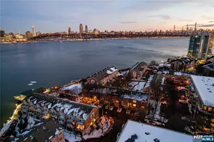 21 Grand Cove Way, Edgewater, NJ 07020 - Photo 40