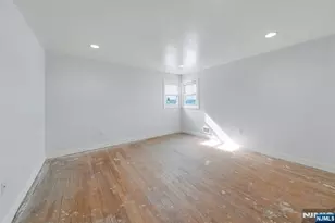 103 Lincoln Ave, North Arlington, NJ 07031 - Photo 18