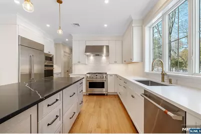 62 Colony Avenue, Park Ridge, NJ 07656 - Photo 12