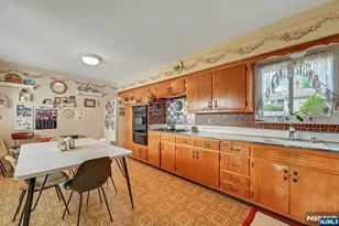 15 Clark St, Cresskill, NJ 07626 - Photo 10