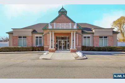 2205 Windsor Park Court 205 #205, Englewood, NJ 07631 - Photo 16