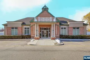 2205 Windsor Park Ct 205, Englewood, NJ 07631 - Photo 16