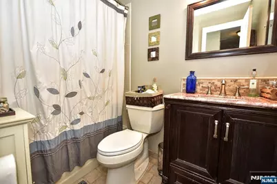 3806 Melville Court, Mahwah, NJ 07430 - Photo 10