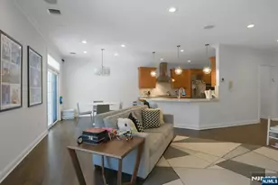 51 Lexington Ct 51, Englewood, NJ 07631 - Photo 10