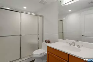 51 Lexington Ct 51, Englewood, NJ 07631 - Photo 22
