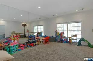 51 Lexington Ct 51, Englewood, NJ 07631 - Photo 20