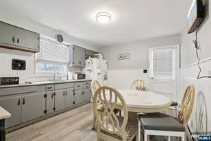 86 Kakeout Rd, Butler, NJ 07405 - Photo 12