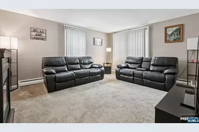 86 Kakeout Road, Butler, NJ 07405 - Photo 8