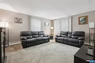 86 Kakeout Rd, Butler, NJ 07405 - Photo 8