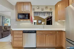 9 Lockwood Ln, Closter, NJ 07624 - Photo 8