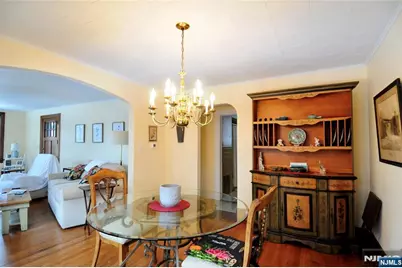 640 Stockton Street, New Milford, NJ 07646 - Photo 4