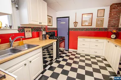 25 Maple Avenue, Demarest, NJ 07627 - Photo 14