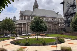 90 Clinton 206, Newark, NJ 07114 - Photo 4