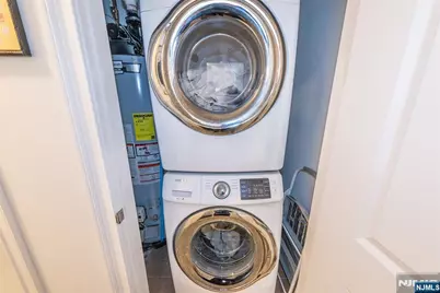 90 Clinton 206 #206, Newark, NJ 07114 - Photo 22