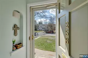 258 Ross Ave, Hackensack, NJ 07601 - Photo 8