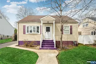 179 Prospect St, Hasbrouck Heights, NJ 07604 - Photo 2