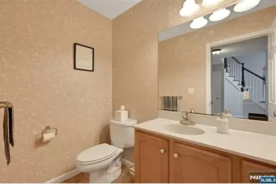 288 Schley Place, Teaneck Township, NJ 07666 - Photo 8