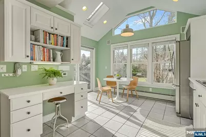 42 Carolin Road, Montclair, NJ 07043 - Photo 12