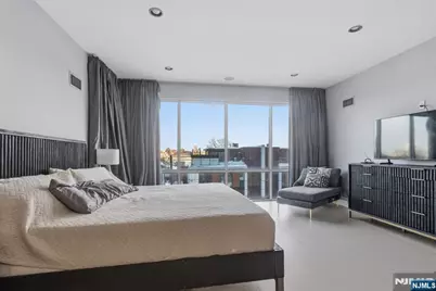 760 Undercliff B #B, Edgewater, NJ 07020 - Photo 30