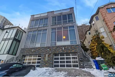 760 Undercliff B #B, Edgewater, NJ 07020 - Photo 1
